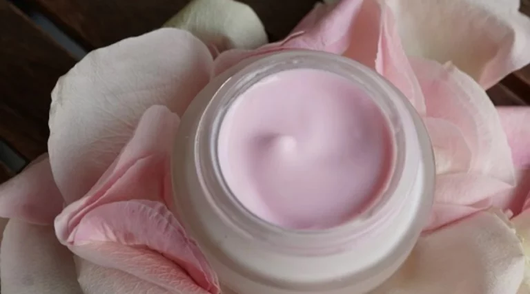 Moisturizers for Glowing Skin