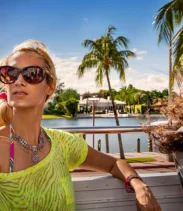 From Miami Everglades Airboat, Wildlife Show, and Roundtrip Bus