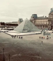 Paris Day Trip from Disneyland Paris Including Hop-On Hop-Off City Tour