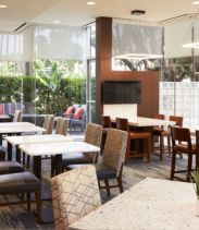 Courtyard by Marriott Los Angeles (1)