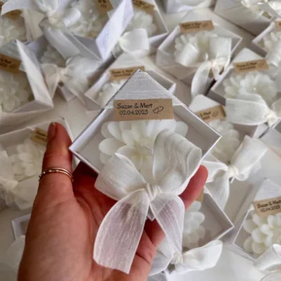 Lotus Flower Candle Favors in Kraft Boxes